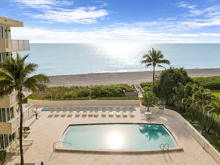 630 Ocean Dr #102 — Photo 25