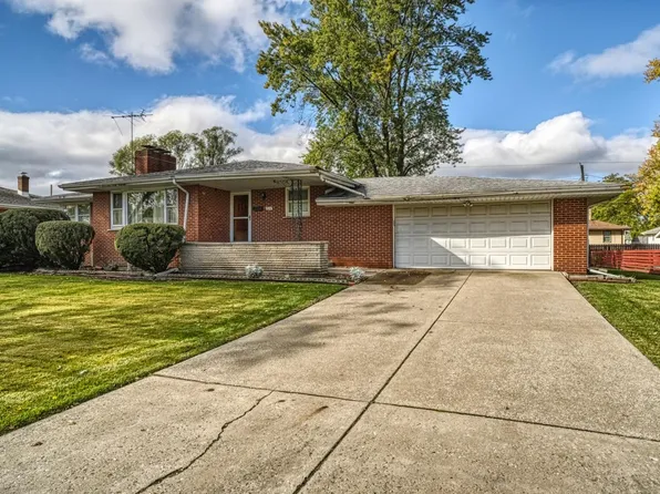 824 N Lafayette St, Griffith, IN 46319