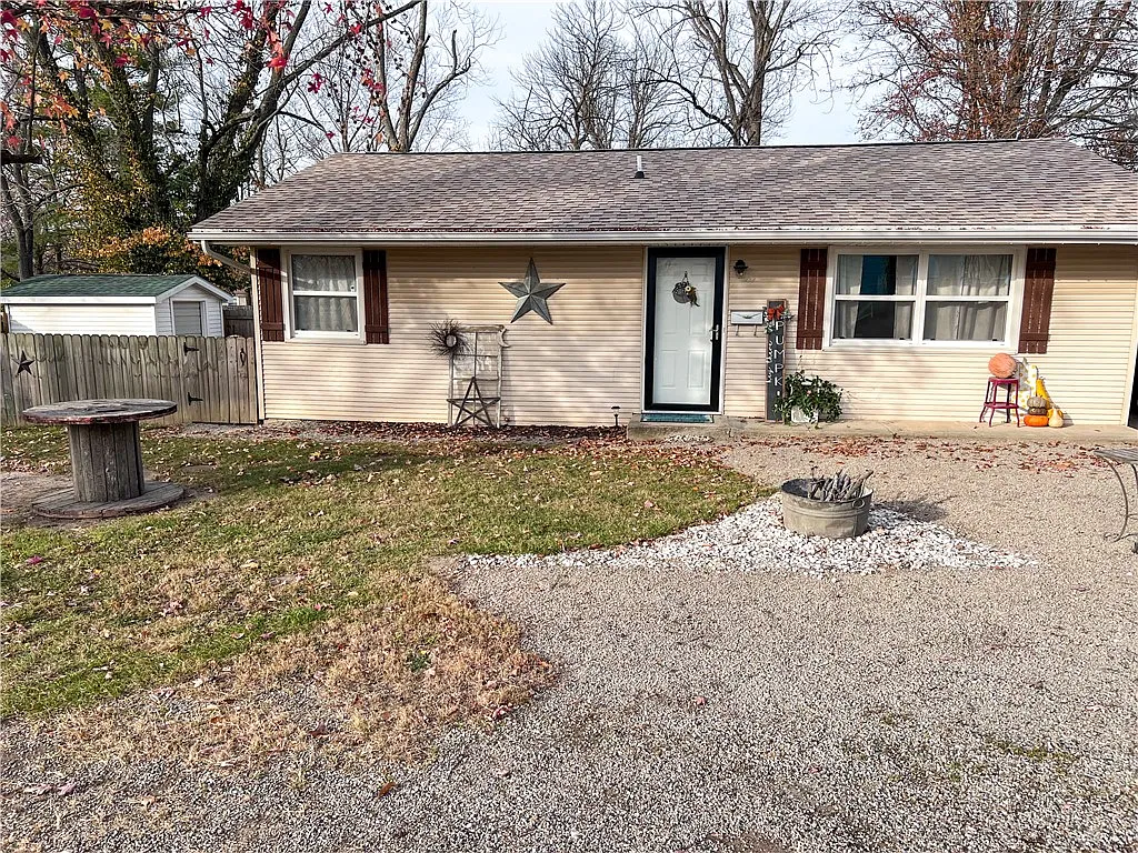 608 A St photo 1