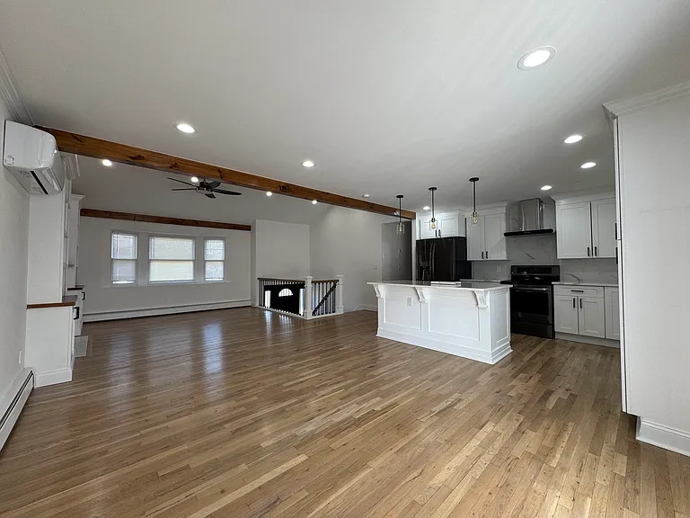 26 Norwich St #1 — Photo 6