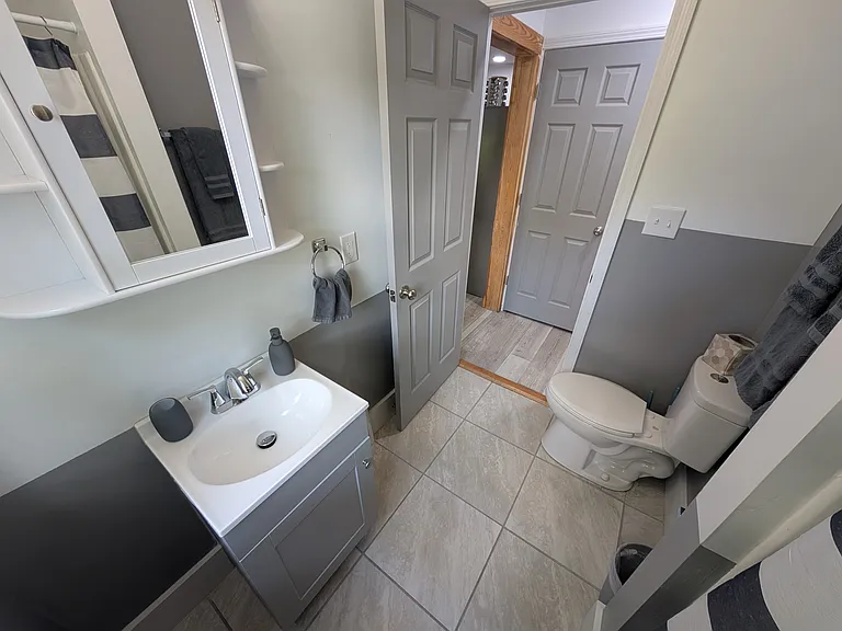 2410 W 42nd Ave — Photo 14