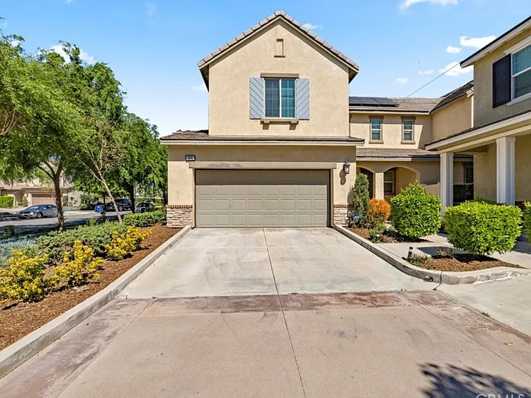 4961 S Monarch Pl — Photo 1