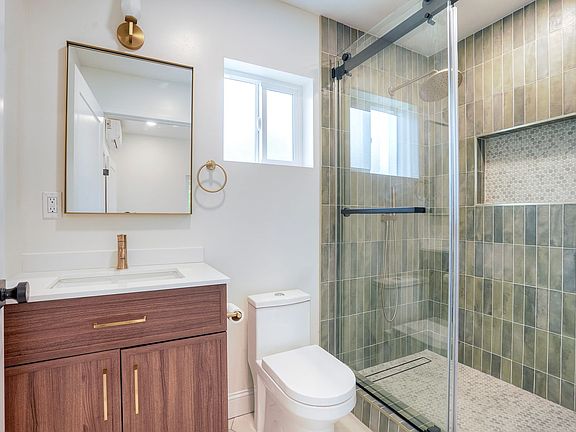 5th image of 6940 Eberhart St #2