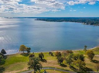 1169 Sasco Hill Rd, Fairfield, CT 06824