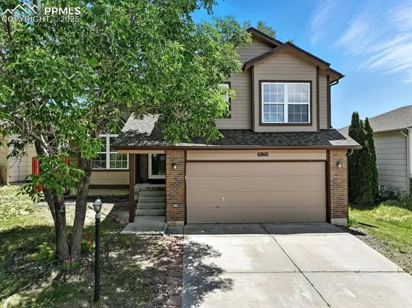 6860 Bear Tooth Dr, Colorado Springs, CO 80923