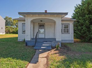 15 Masonic Ln, Richmond, VA 23223