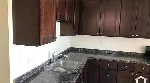 1344 S Kolin Ave #3 — Photo 9