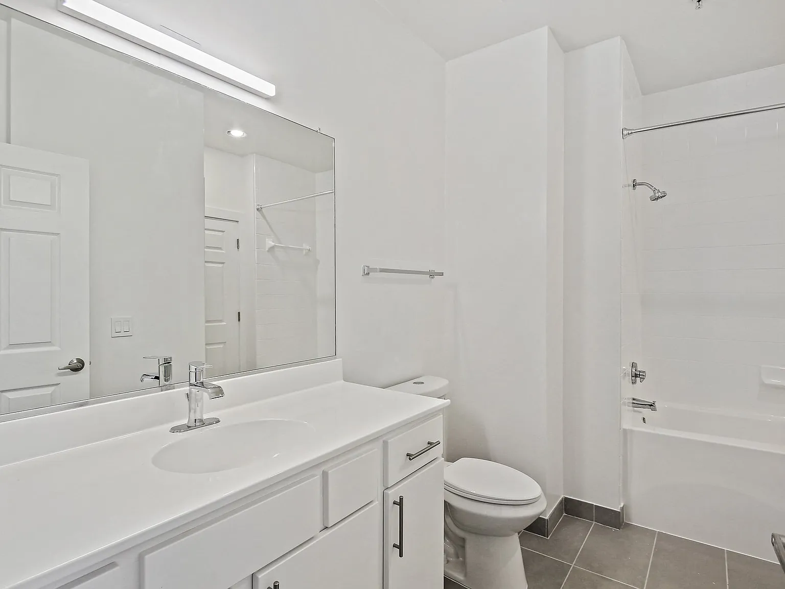 Ballston Place — Photo 4