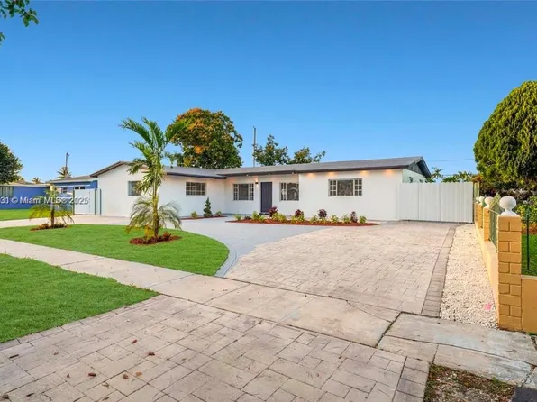 835 W 69th St, Hialeah, FL 33014