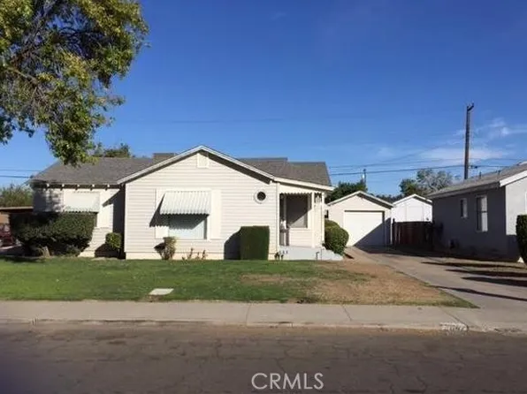 2042 Mayfair Dr E, Fresno, CA 93703
