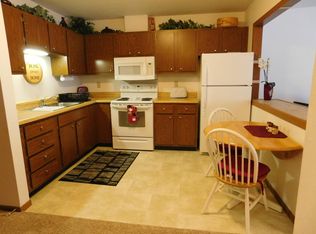 124 6th Ave APT 1, Milnor, ND 58060