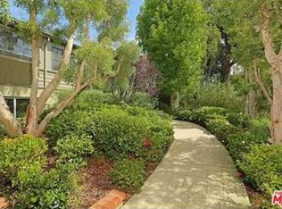 15313 Earlham St, Pacific Palisades, CA 90272