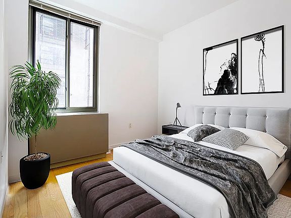 4th image of 31 W 17th St APT 11