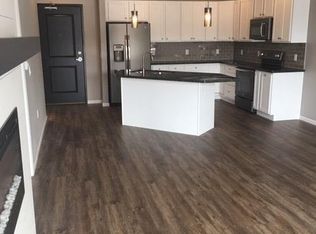 1560 Front Porch Pl #104, Altoona, WI 54720