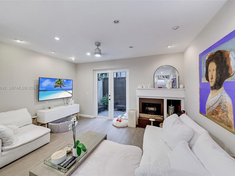 1st image of 2768 Day Ave APT 1