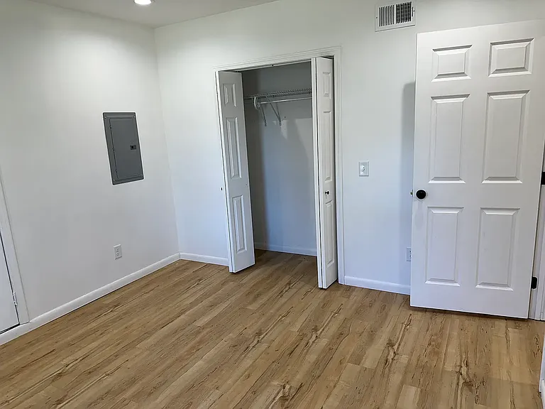 403 Wilson Ave #1 — Photo 4