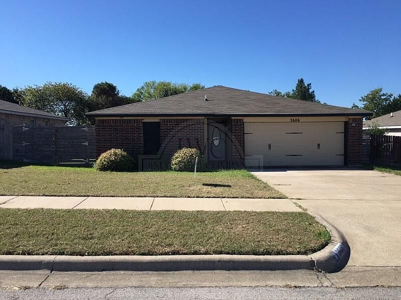 1st image of 3606 Westview Dr