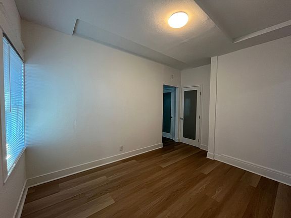 4th image of 727 N Sutter St #1A