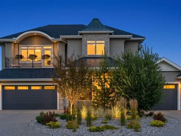 41 W Damkar Dr, Rocky View County, AB T3L 0E8