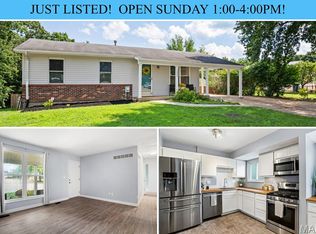 1424 Twin Trails Dr, Fenton, MO 63026