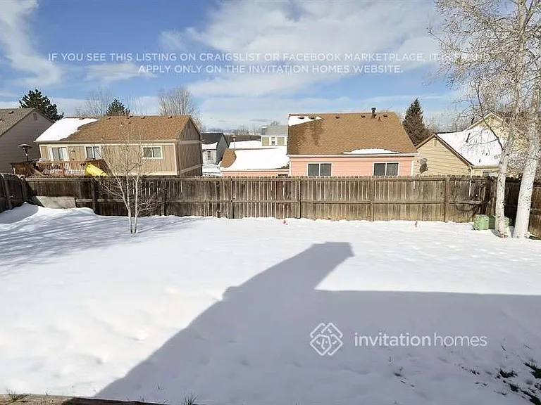 2851 S Genoa St — Photo 19