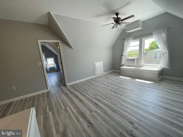 Building Photo - 1122 Caroline St #4