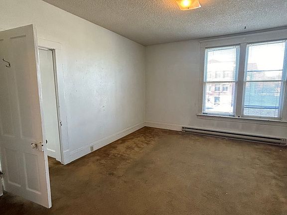 3rd image of 301 S 4th St #8