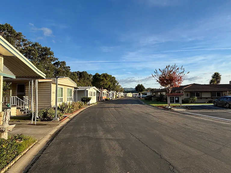 Casa Del Rio Mobile Estates — Photo 9