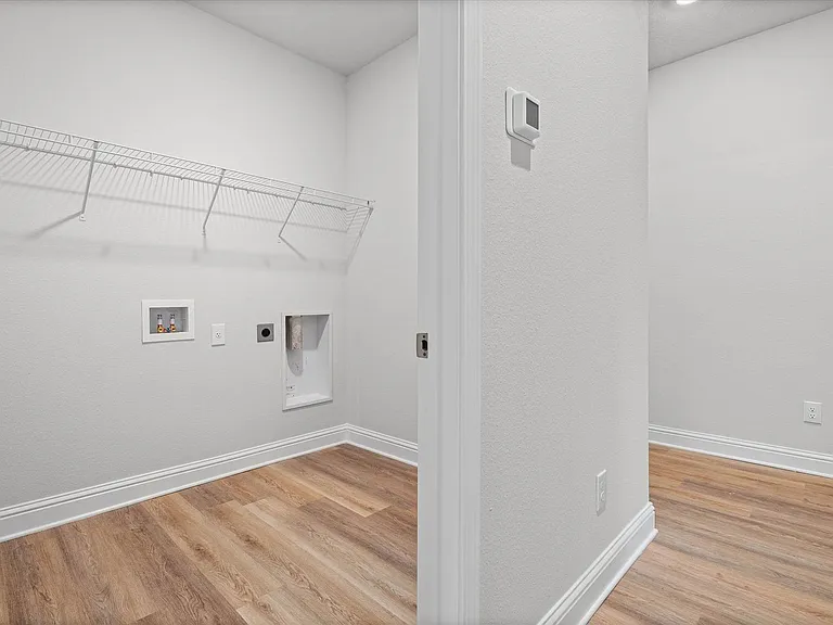 7307 Hawkins Mnr — Photo 18