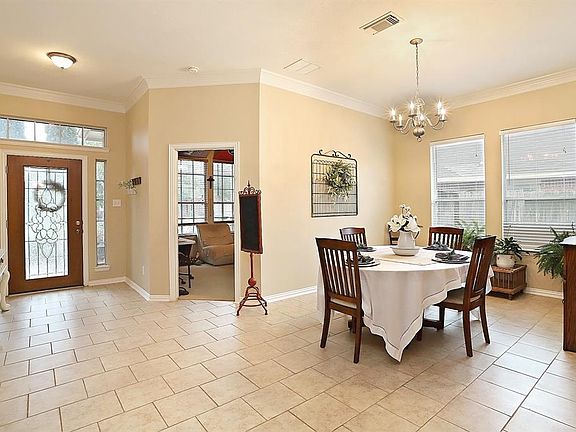 4th image of 16231 Saxon Hollow Ln