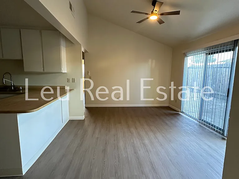 4541 Zachary Way — Photo 4