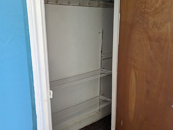 5th image of 28 Grant St Floor 1
