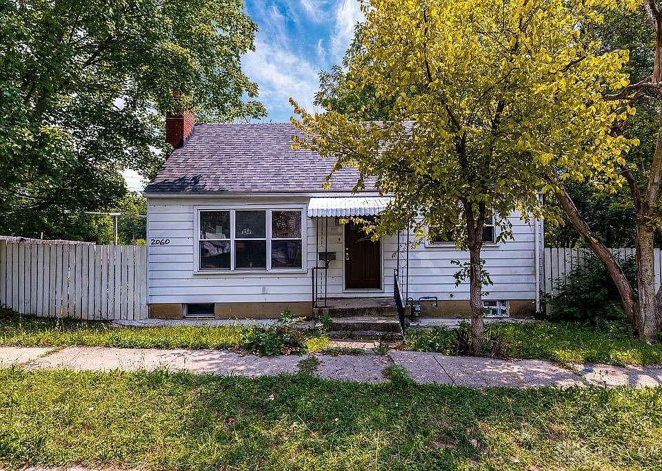 1st image of 2060 Kensington Dr