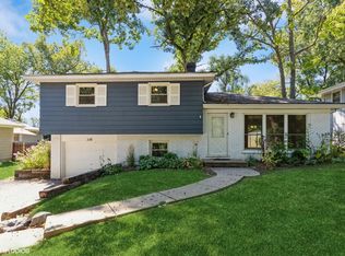 116 Acorn Ln, Lake In The Hills, IL 60156