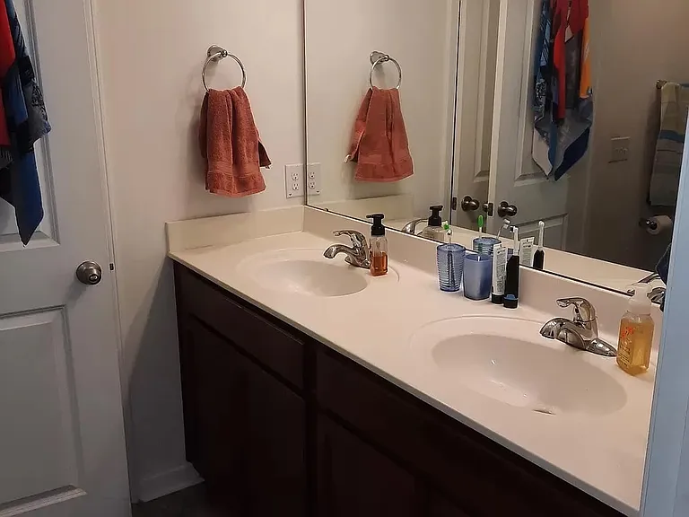 1502 Sanborll Landing Dr — Photo 10