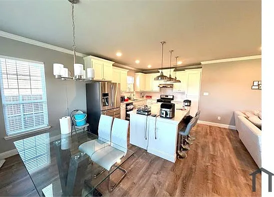 402 Coyote Creek Dr — Photo 5