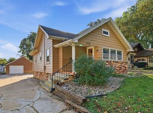 3925 3rd St, Des Moines, IA 50313