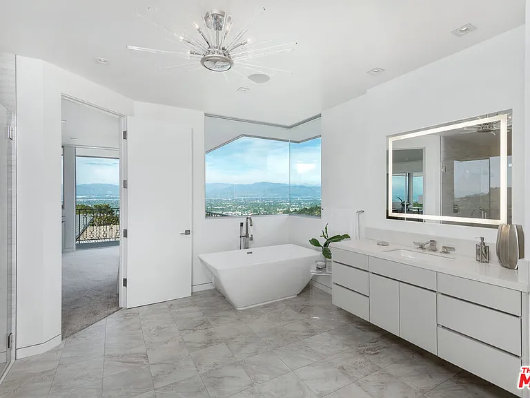 3642 Beverly Ridge Dr — Photo 39