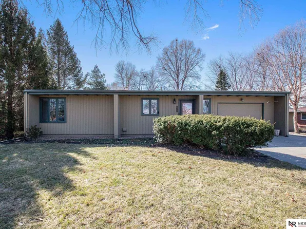 14151 Guildford St, Waverly, NE 68462