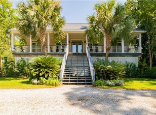 406 Bienville Blvd, Dauphin Island, AL 36528