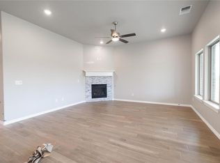 10332 SW 55th Ter, Mustang, OK 73064