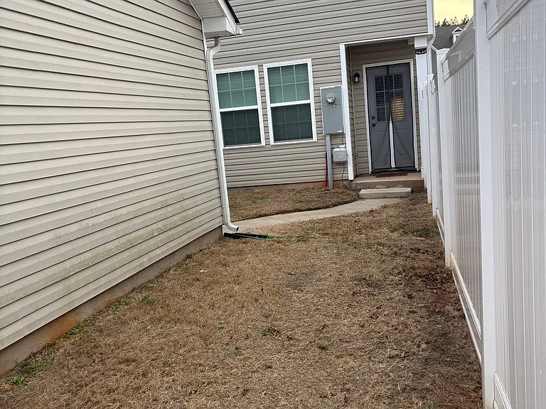 15733 Country House St — Photo 48