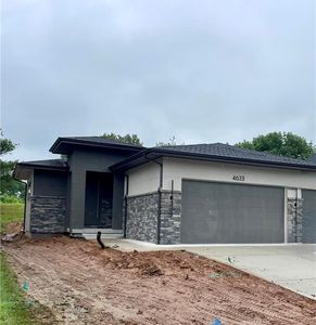 4633 NE Fairway Homes Dr, Lees Summit, MO, 64064