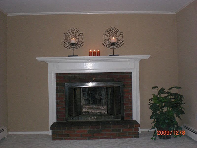 2nd image of 384 Boynton St