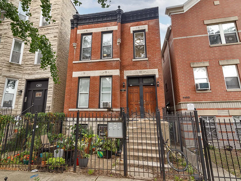 1450 N Washtenaw Ave #2