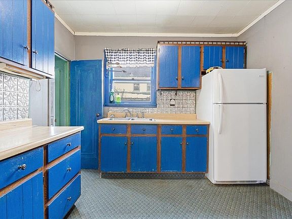 5th image of 1409 Parkway Ave
