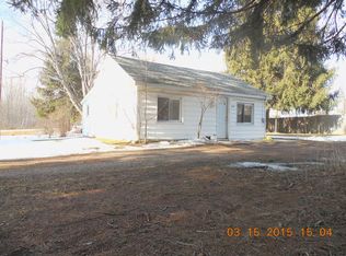 175 Airport Dr, Saint Clair, MI