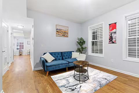 1st image of 133 Beach St #1