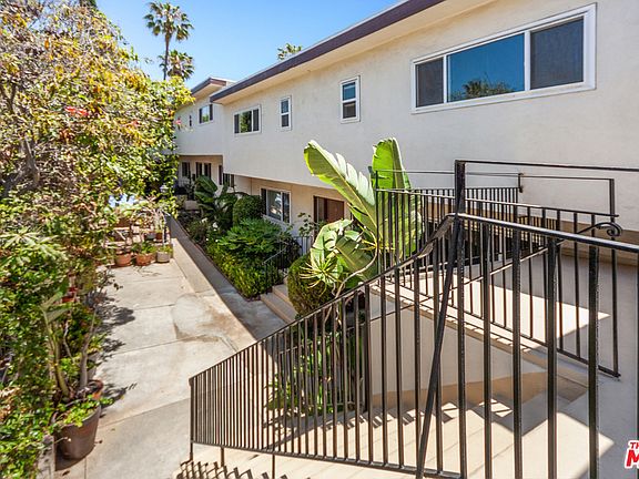 3rd image of 1108 19th St