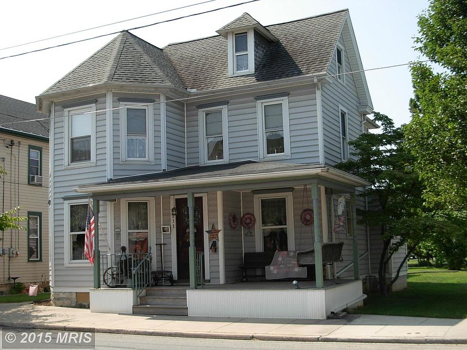 211 E Baltimore St, Greencastle, PA 17225 Zillow